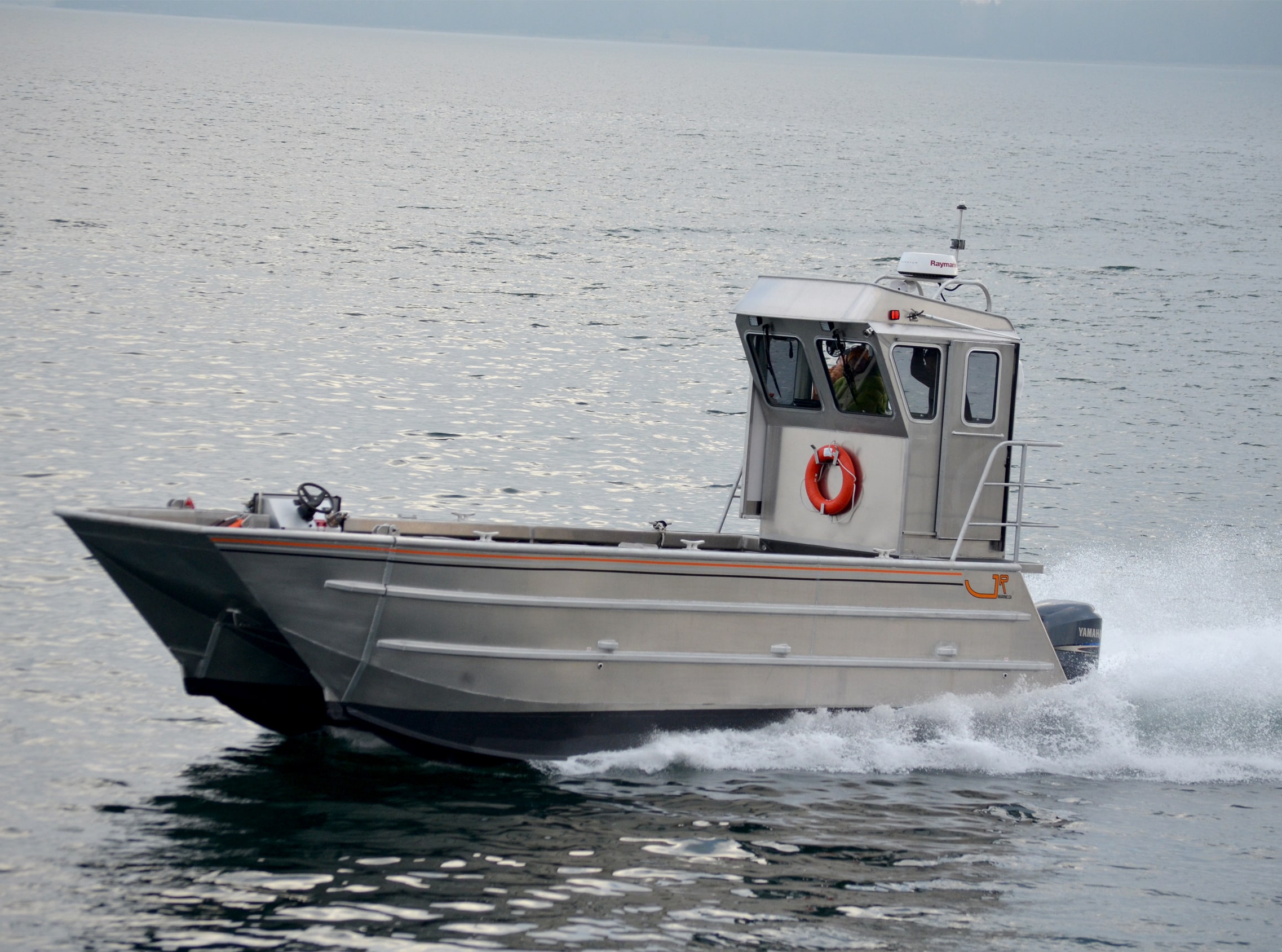 30′ Element 30-foot aluminum landing craft underway, viewed from the side